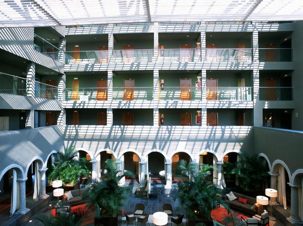 Parador De Σέου δ' Ουρζέλ Εξωτερικό φωτογραφία