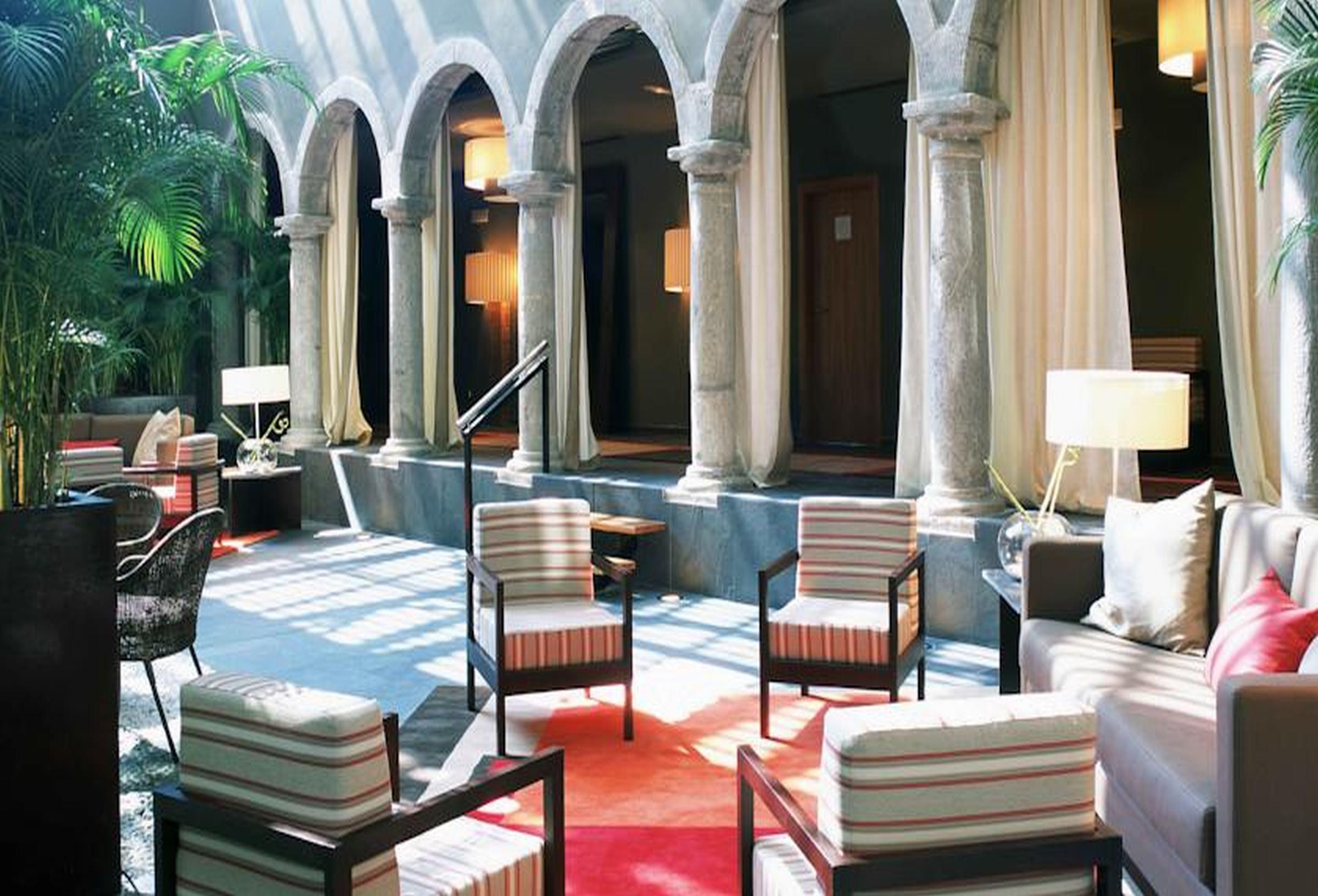Parador De Σέου δ' Ουρζέλ Εξωτερικό φωτογραφία