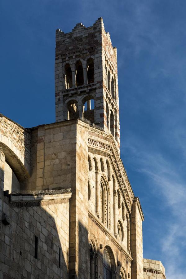 Parador De Σέου δ' Ουρζέλ Εξωτερικό φωτογραφία