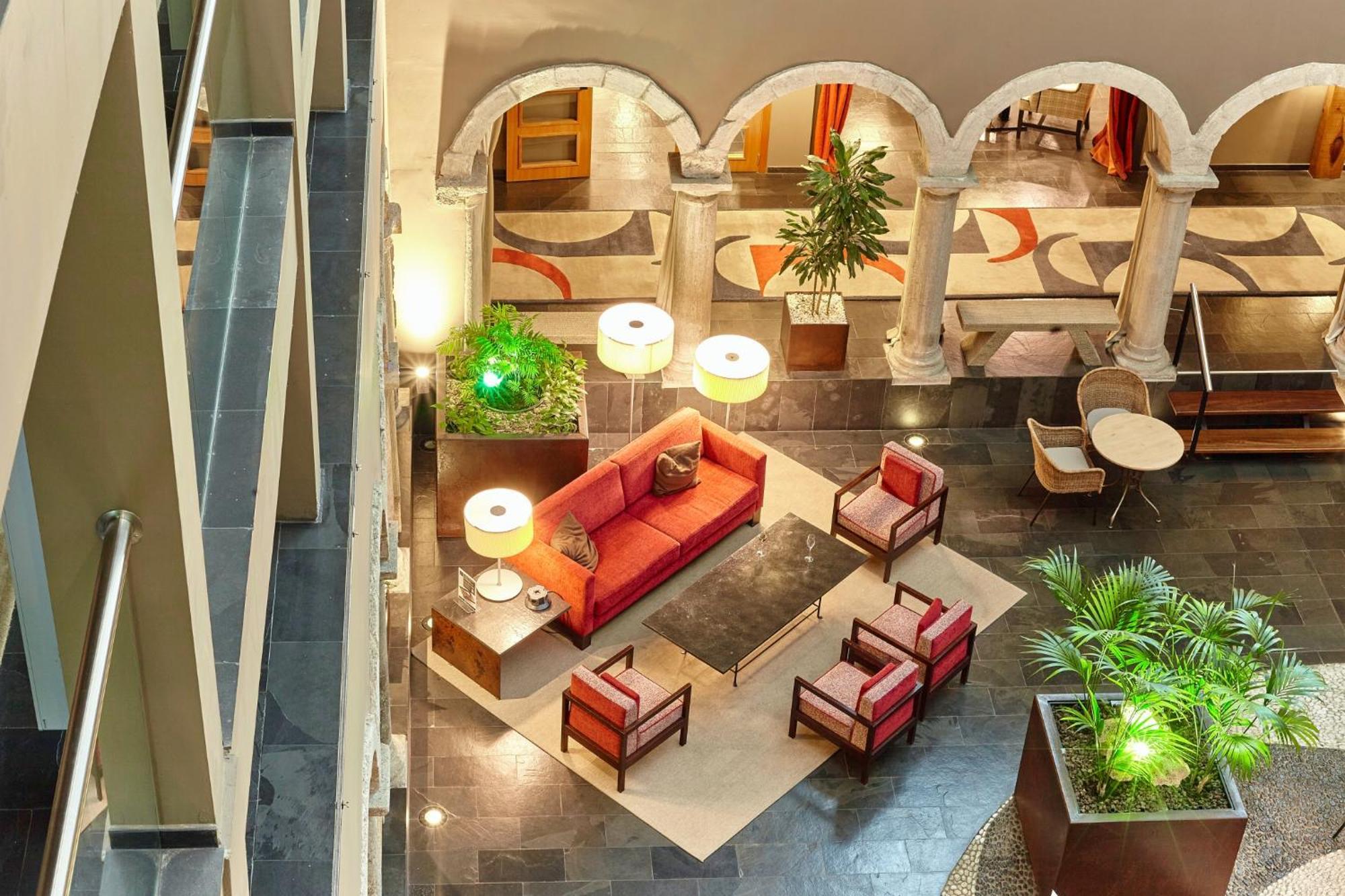 Parador De Σέου δ' Ουρζέλ Εξωτερικό φωτογραφία